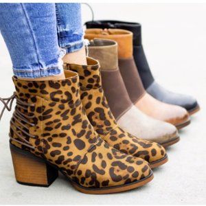 5⭐️LEOPARD Corset Tie-Up Booties - Boots